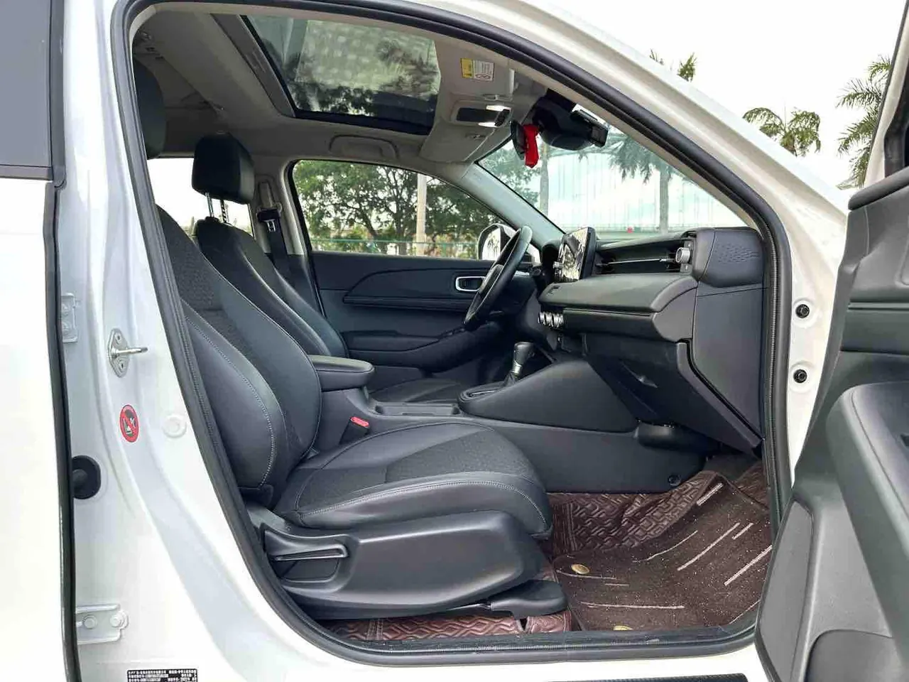 Honda 2023 XR-V 1.5 stepless craze version of automatic gear 14