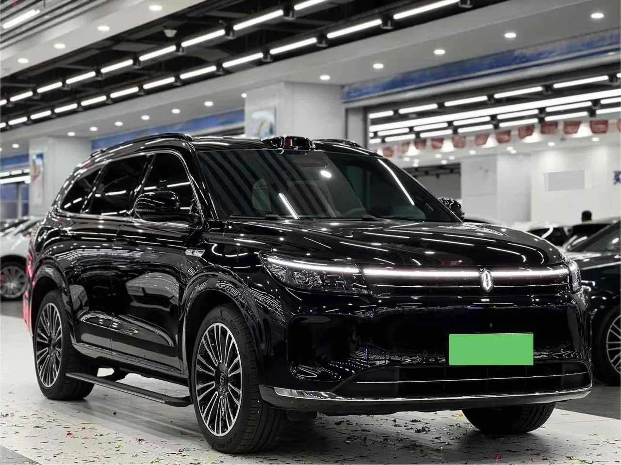 AITO 2024 AITO M7 Smart Drive Four-wheel Drive Ultra Edition 5-seat Automatic Gear 3