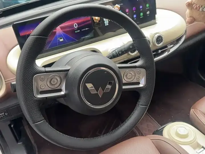 WuLing Plantronics 2024 410km LingBox Premium 4