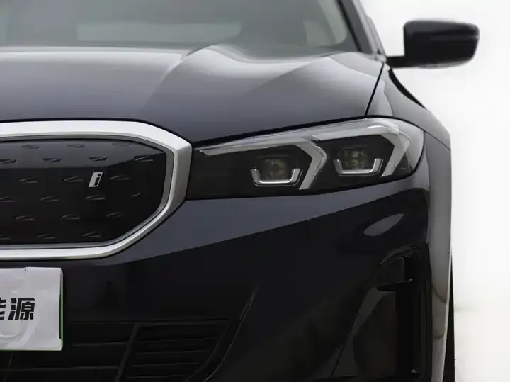 BMW i3 2022 eDrive 35 L 3