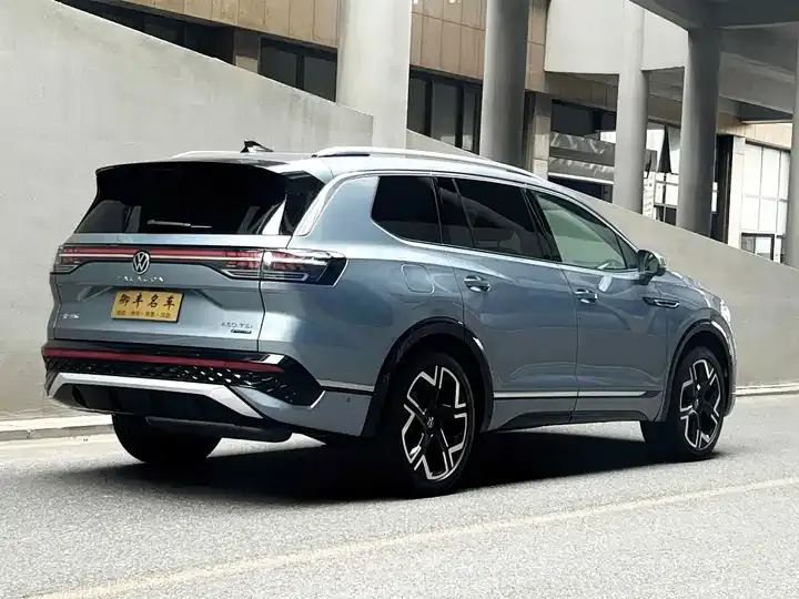 The 2026 450TSI four-wheel drive flagship 6 seats 4