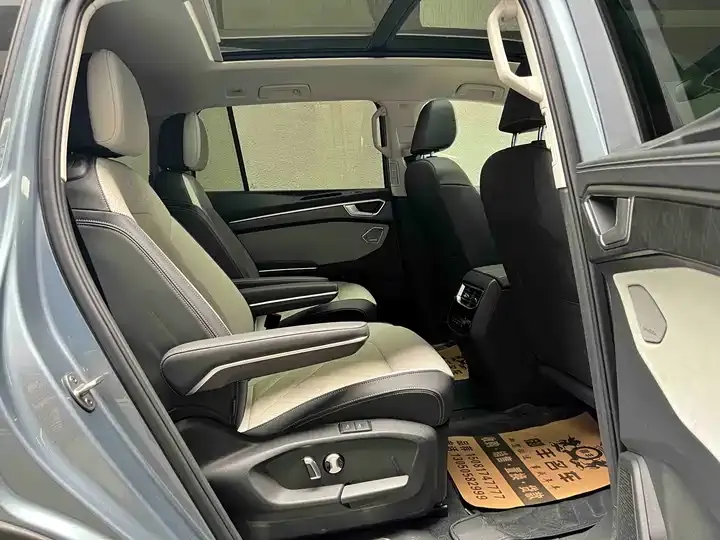 The 2026 450TSI four-wheel drive flagship 6 seats 9