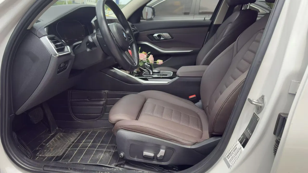 BMW 3 Series 2021 320Li 2.0T M Sports Suit (Modified) Automatic Gear 3
