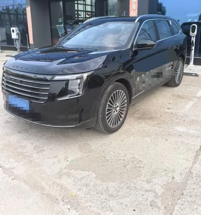 Open image lightbox: Jetour 2025 X70L 2.0TD flagship 7-seat automatic gear