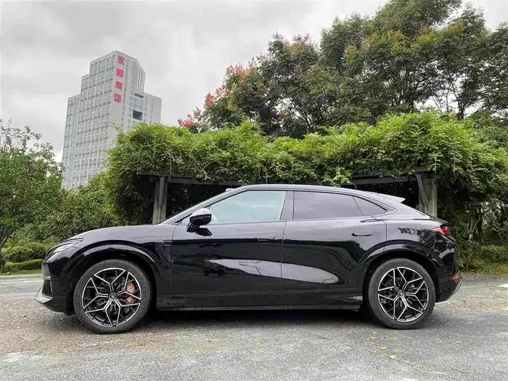 Song L EV 2025 intelligent driving version 602km laser Radar four-wheel drive 3
