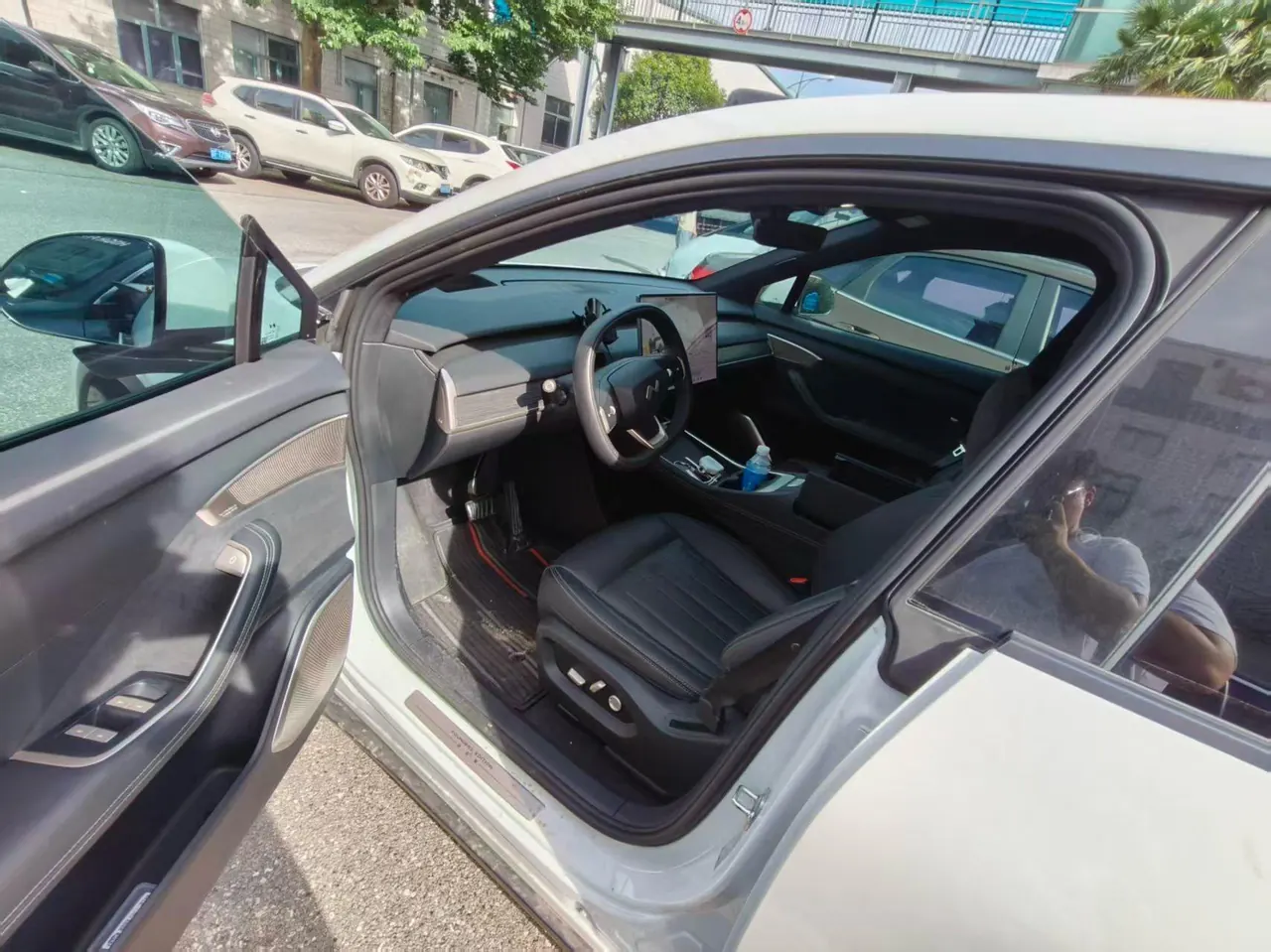 ONVO 2024 L60 60kwh rear drive version automatic gear 4