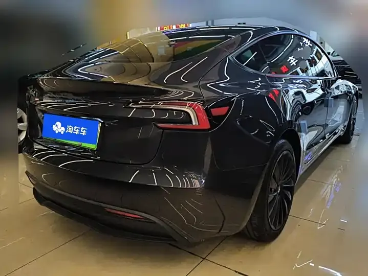 Model 3 2025 model modified long-life all-wheel drive version 3