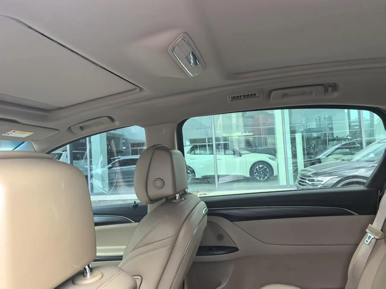 Buick 2021 GL8 ES Lu Zun 2.0T 653T Exclusive Automatic Gear 5
