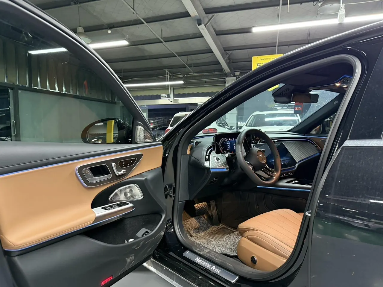 Mercedes Benz E-Class 2026 model E 300 L 48V 2.0T Luxury Edition Automatic 3