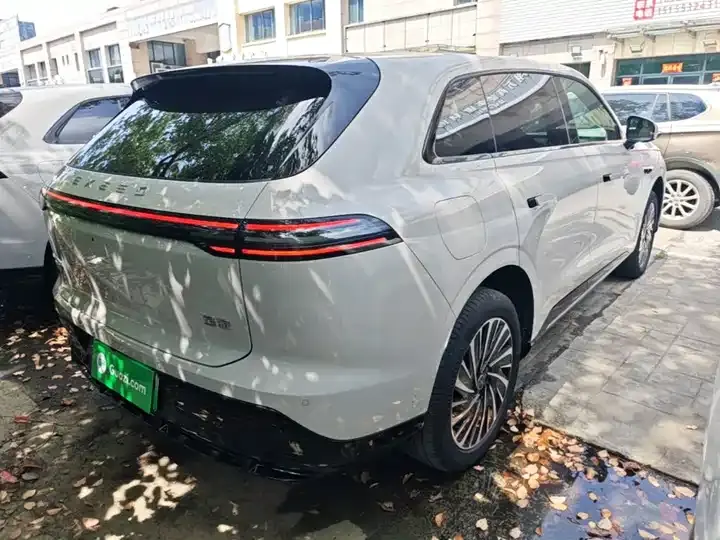 Stelato ET 2024 extended range 240 Ultra four-wheel drive 7