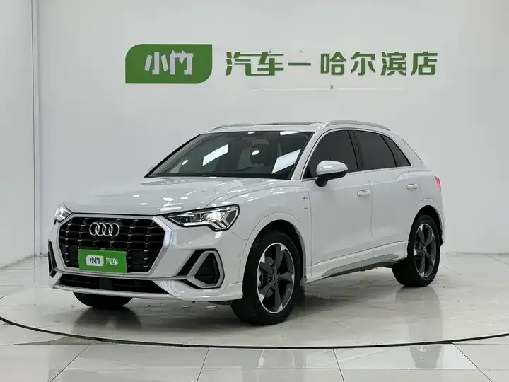 Audi Q3 2023 35 TFSI Fashion Dynamic (1.4T) - View 1