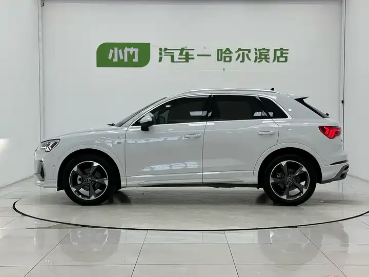 Audi Q3 2023 35 TFSI Fashion Dynamic (1.4T) 5