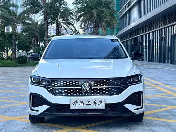 Lavida 2023 280TSI DSG Star Full Edition 2
