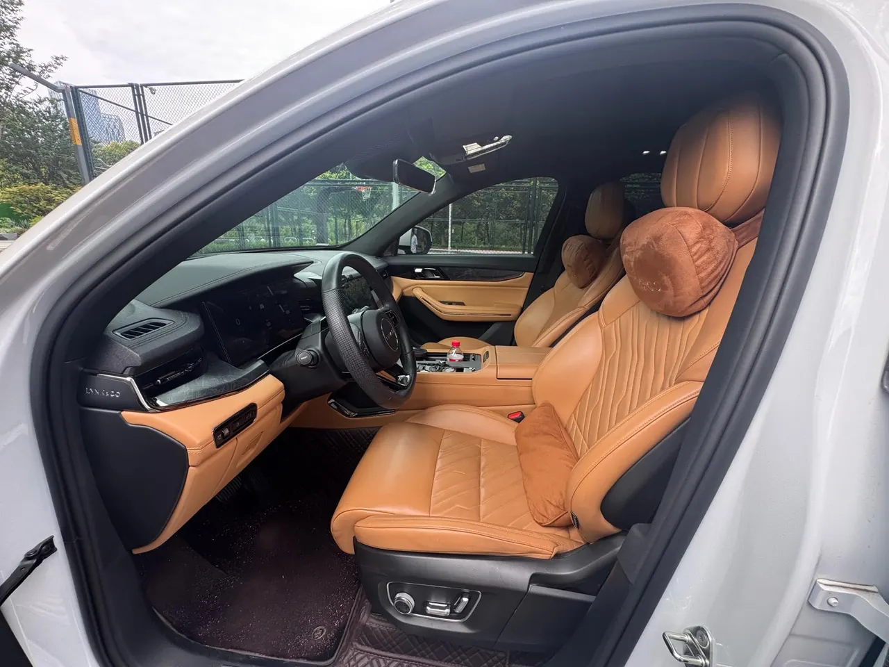 LYNK&amp;CO 09 New Energy 2021 LYNK&amp;CO 09 PHEV 2.0T Halo 7-seat Automatic Gear 6