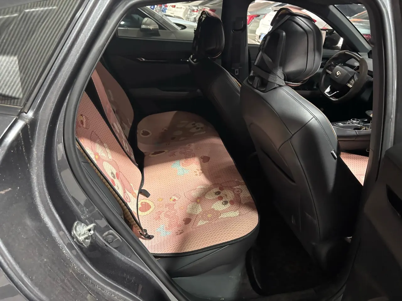 ChangAn 2022 UNI-V 1.5T honorable automatic gear 8