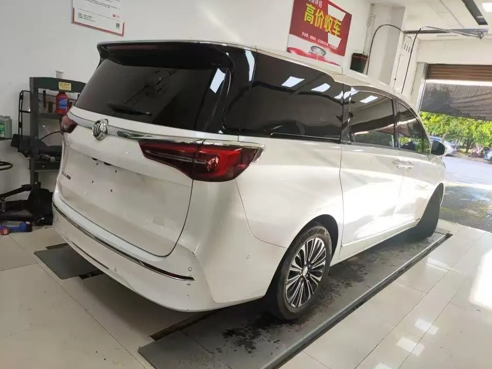Buick 2021 GL8 ES Lu Zun 2.0T 653T Flagship Automatic Gear 3