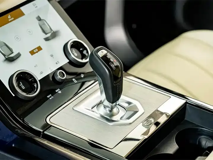 Range Rover Aurora 2023 Aurora L 249PS Luxury Edition 12