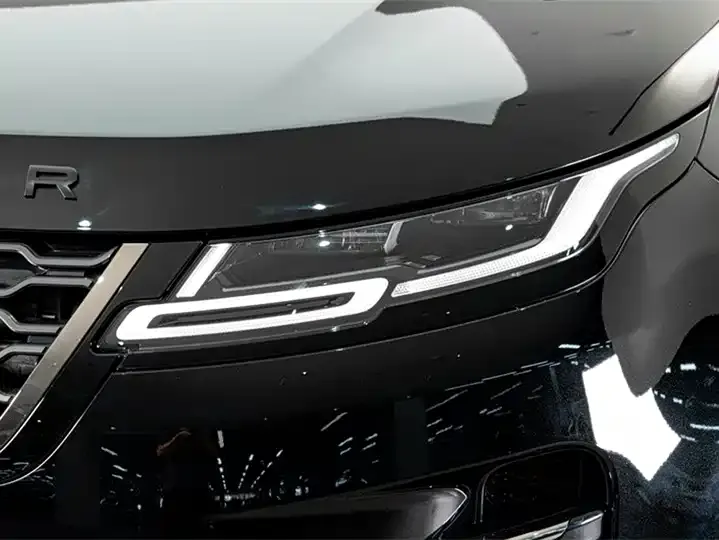 Range Rover Aurora 2023 Aurora L 249PS Luxury Edition 4