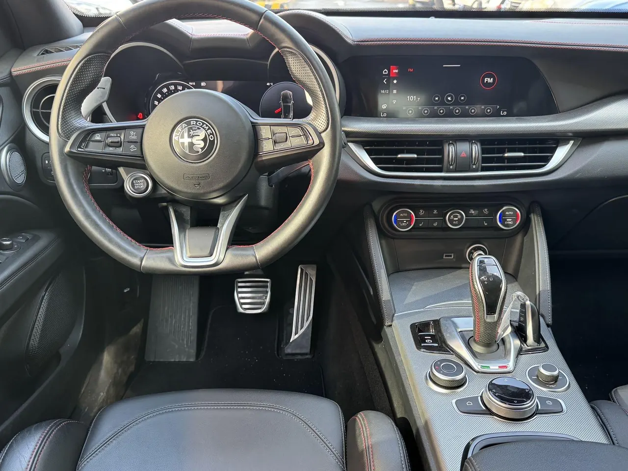 Alfa-Romeo Stelvio (Imported) 2023 Stelvio 2.0T 280HP Estrema Automatic 7