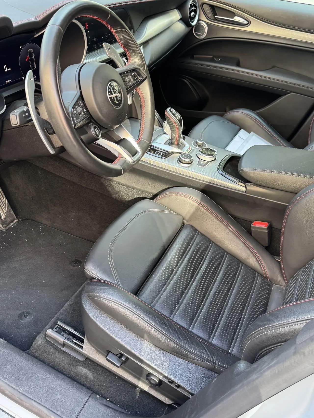 Alfa-Romeo Stelvio (Imported) 2023 Stelvio 2.0T 280HP Estrema Automatic 8