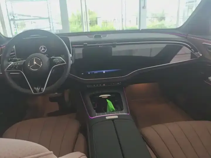 Mercedes Benz E-Class New Energy 2024 E 350 e L Plug-in Hybrid Car 5