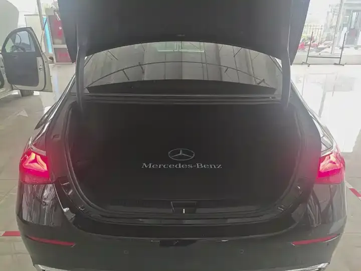 Mercedes Benz E-Class New Energy 2024 E 350 e L Plug-in Hybrid Car 9