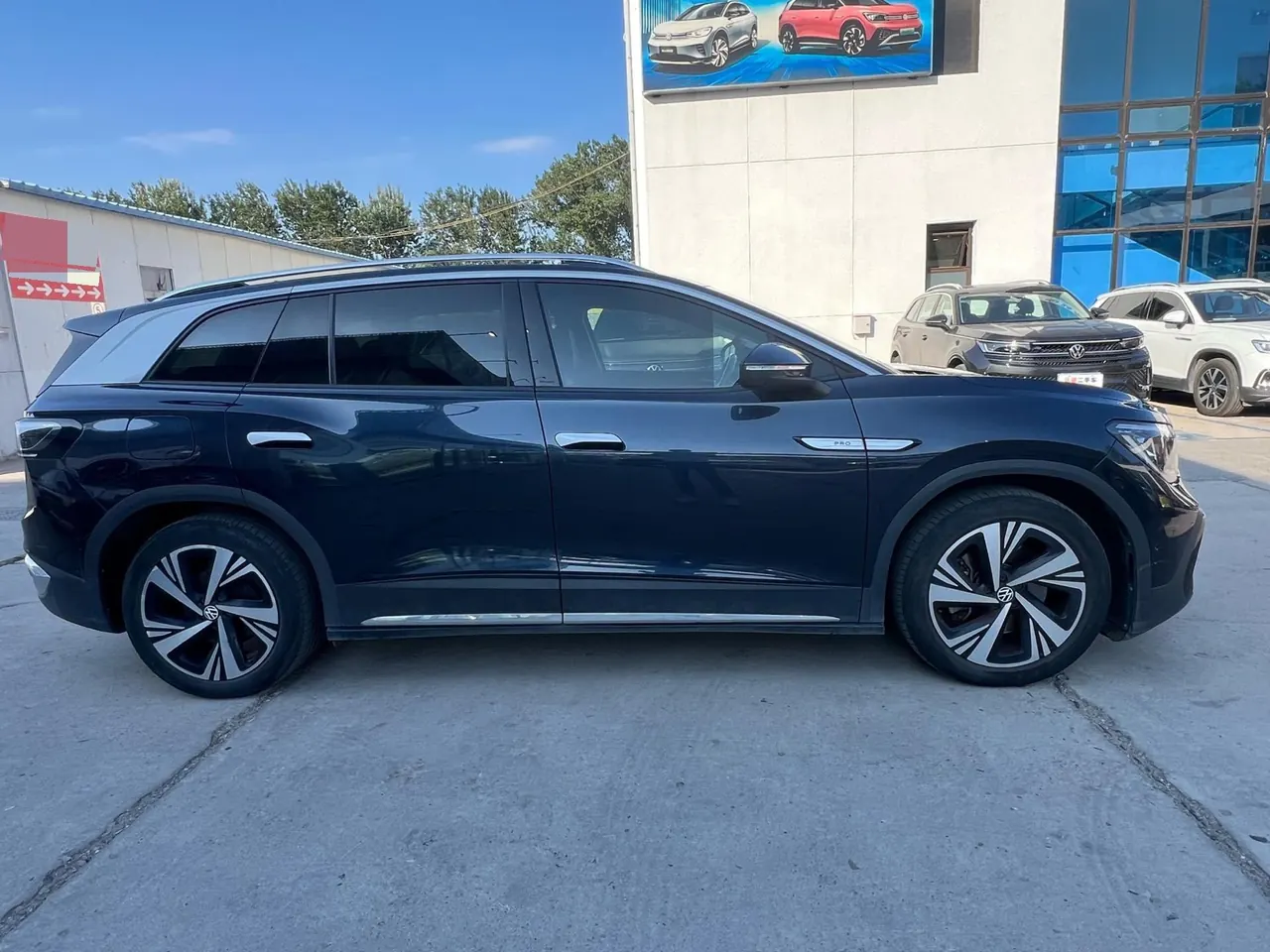 Volkswagen 2022 ID. 6 CROZZ Long Endurance PRO Edition Automatic Transmission 3