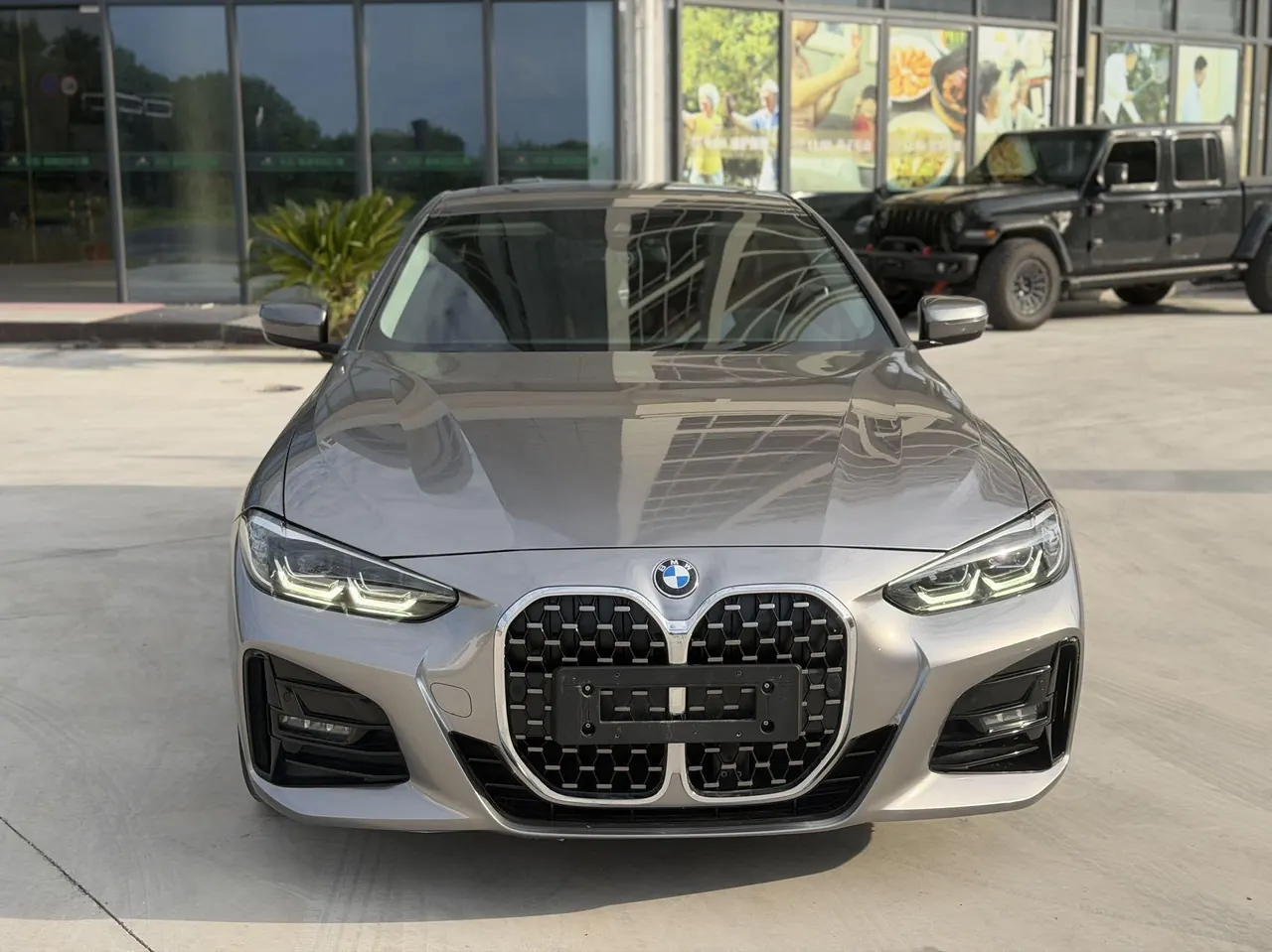 BMW 4 Series (Imported) 2022 425i Coupe 2.0T Fashion M Sports Obsidian Night Suit Automatic Gear 4