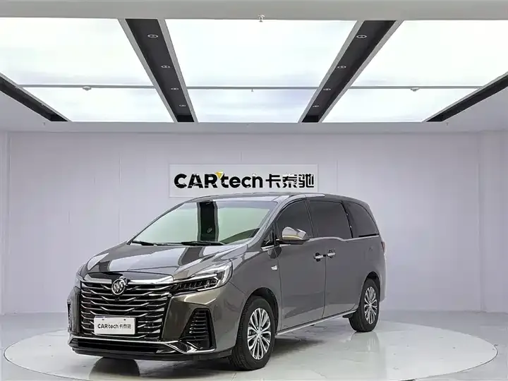 Buick GL8 2023 model changed to land business class luxury model - View 1