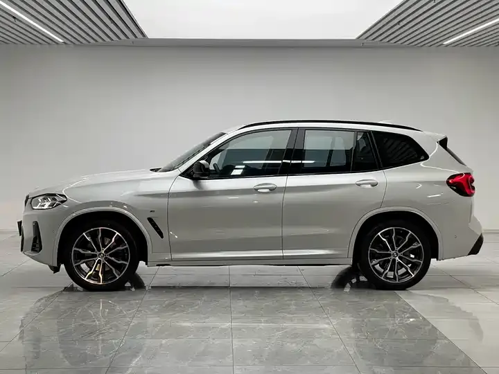 BMW X3 2023 Modified xDrive30i Leading M Obsidian Night Suit 7
