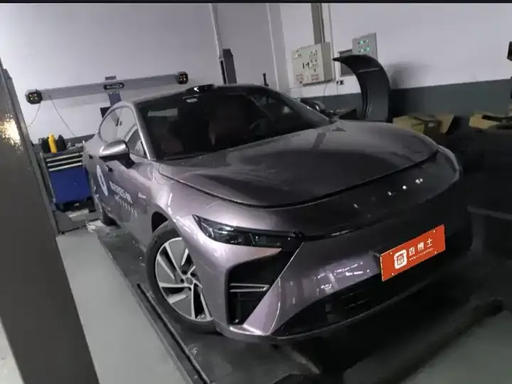 Xingtu ES 2025 extended range Max urban auxiliary driving 2