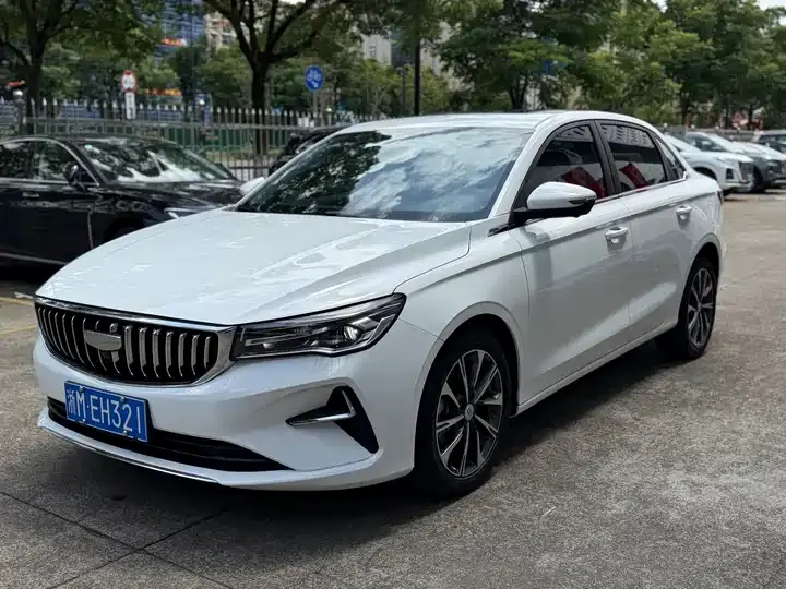 Open image lightbox: Emgrand 2025 4th Generation 1.5L CVT Honorable Model