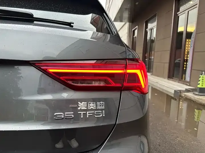 Audi Q3 2022 35 TFSI Fashion Dynamic 6
