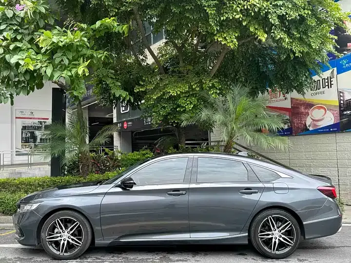Accord 2022 260TURBO Phantom Night – Prestige Edition 3