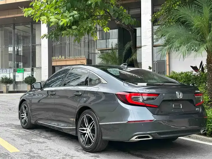 Accord 2022 260TURBO Phantom Night – Prestige Edition 4