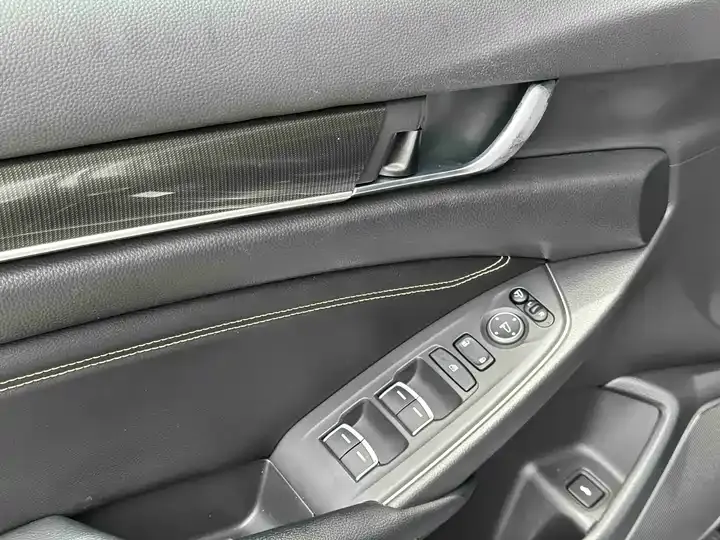 Accord 2022 260TURBO Phantom Night – Prestige Edition 9