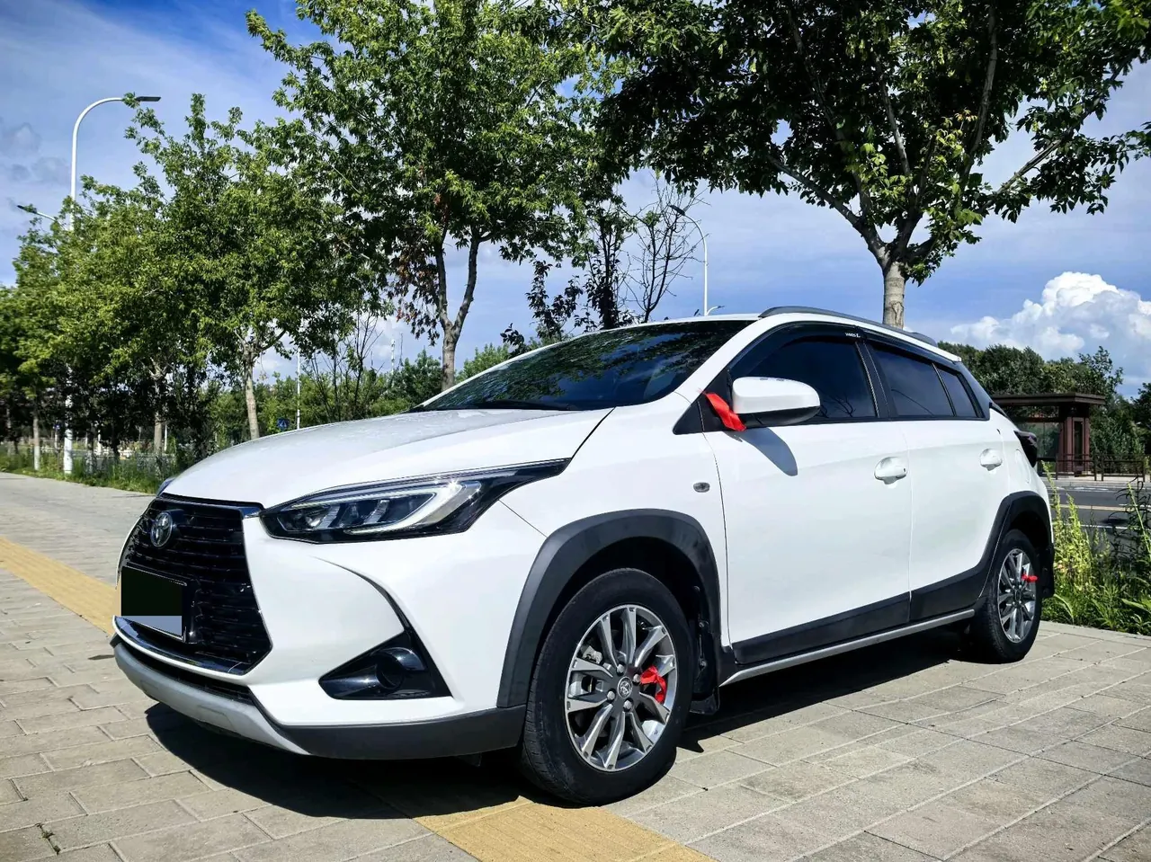 Open image lightbox: Toyota yaris 2022 YARiS L to dazzle 1.5 stepless luxury PLUS version of automatic gear