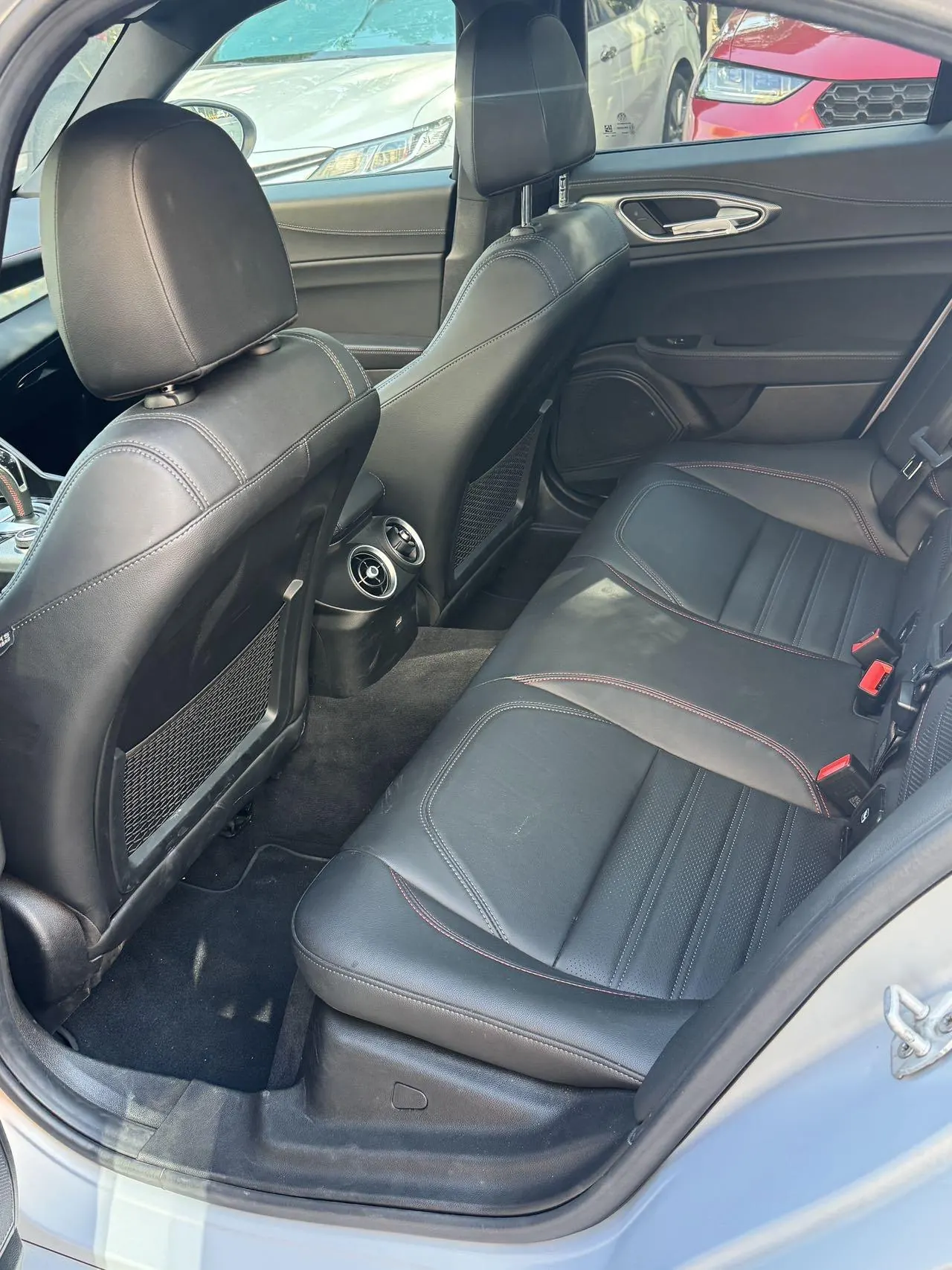 Alfa-Romeo Giulia (Imported) 2023 Giulia 2.0T 280HP Competition Edition Automatic Gear 9