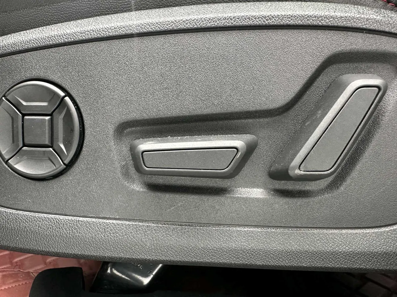 Audi 2022 A3 Sportback 1.4TFSI 35TFSI RS Kit Burning Speed Automatic Gear 12