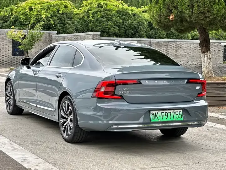 Volvo S90 Plug-in Hybrid 2021 T8 E Drive Hybrid Zhiyi Deluxe Edition 6