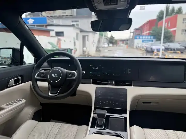 Li ONE 2020 extended 6-seat version 11
