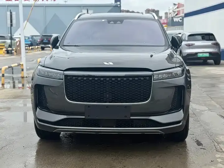 Li ONE 2020 extended 6-seat version 2