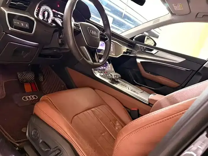 Audi A6L 2021 40 TFSI Deluxe Elegant 9