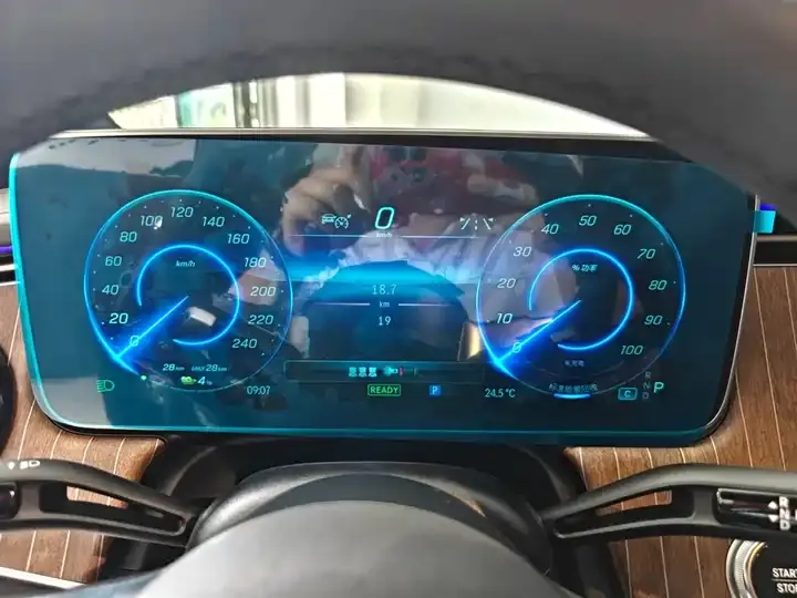 Mercedes Benz EQE SUV 2024 500 4MATIC Pioneer Edition 9