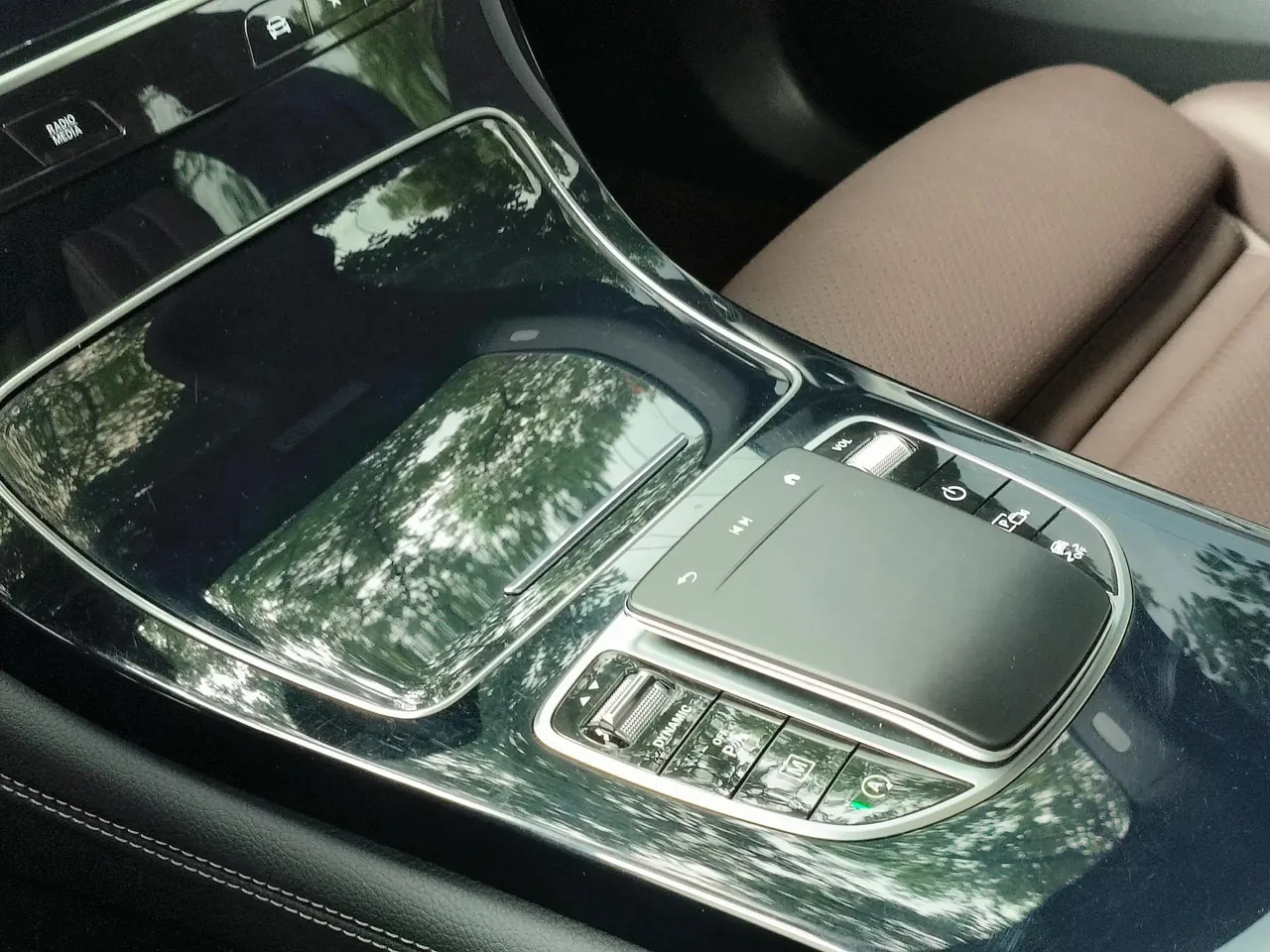Mercedes Benz 2021 GLC 260 L 4MATIC 2.0T Dynamic Automatic 10