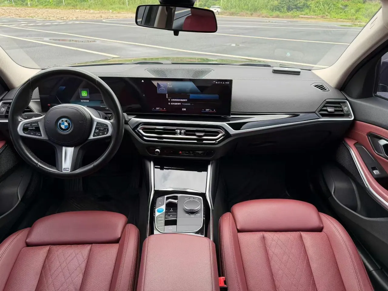BMW 2022 i3 eDrive 35L automatic gear 6