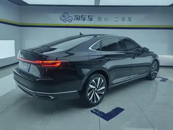 Passat 2023 facelift 330TSI Star Elite Edition 3