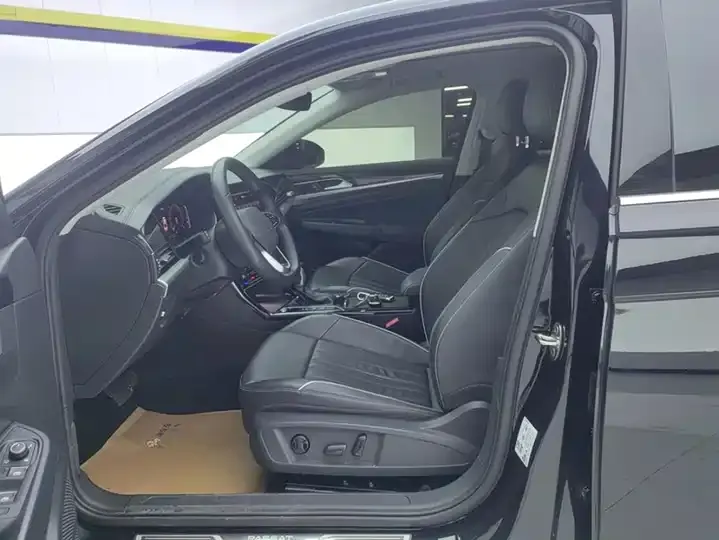 Passat 2023 facelift 330TSI Star Elite Edition 9