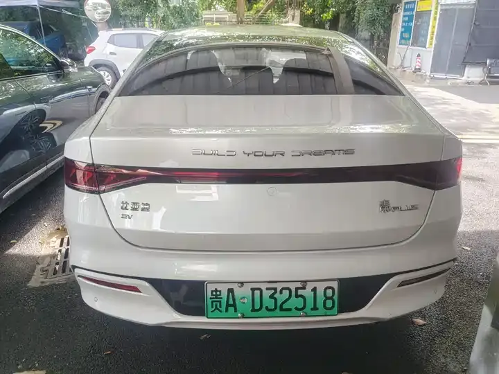 Qin PLUS 2021 EV 500KM Honorable Model 10