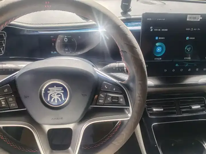 Qin PLUS 2021 EV 500KM Honorable Model 7